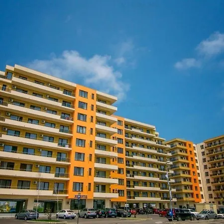 Lyv Summerland Mamaia